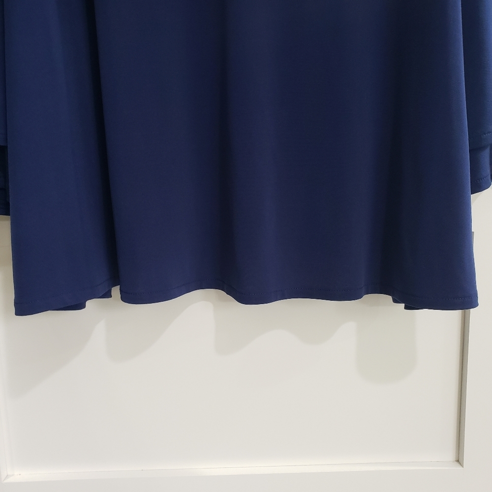 Lane Bryant: Navy Blue Formal Flowy Shirt 26/28 - Picture 3 of 6